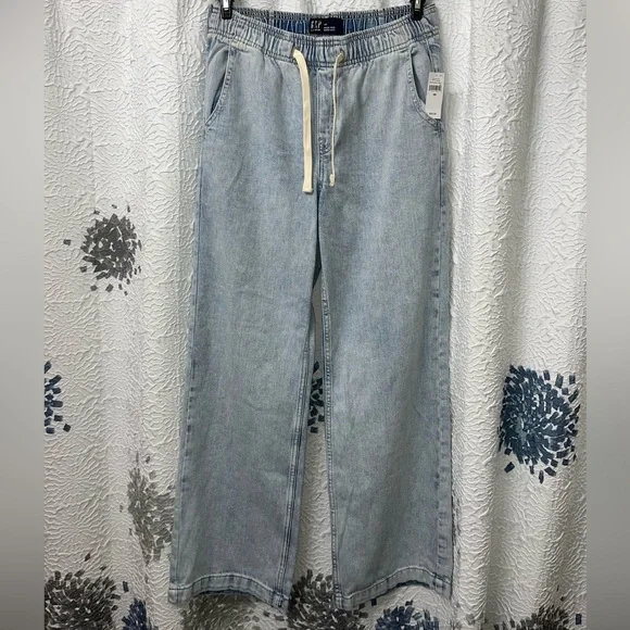 GAP High Rise Wide Leg Pull on Jeans - Picture 2 of 10